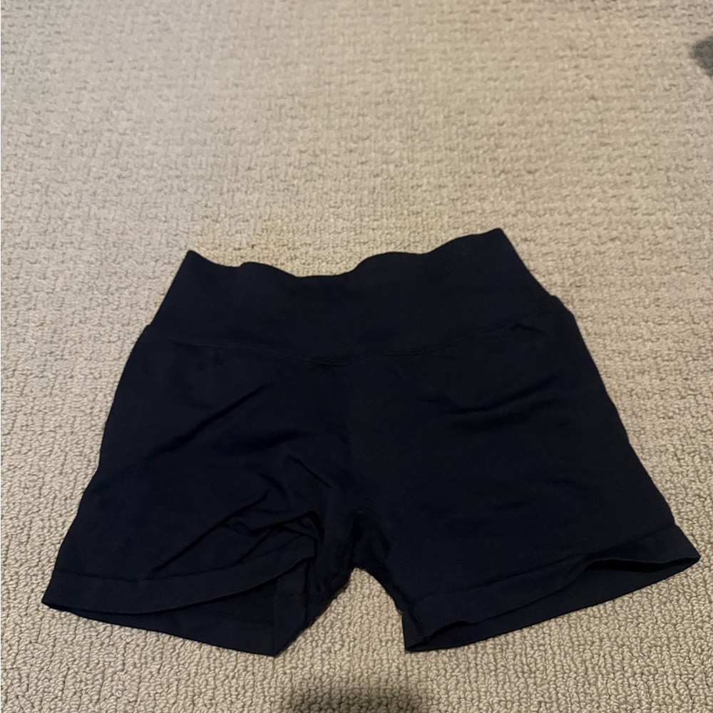 Women's High Waist Black Shorts

Amazon